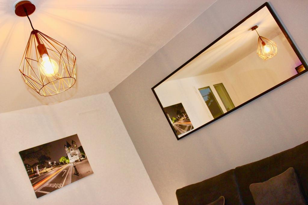 Le Toit D'Emma Apartment Longeville-les-Metz ภายนอก รูปภาพ